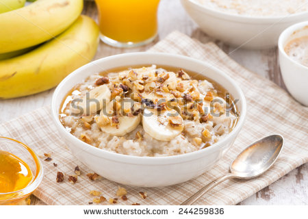 Seriously people, it's a frikkin bowl of oats with some nuts on top. You don't need a picture to work out what that looks like.